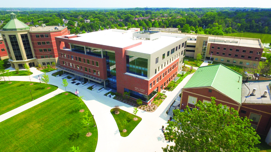 Campus de Benedictine University